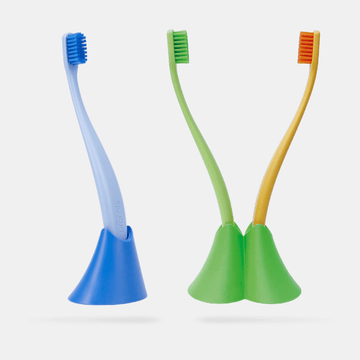 Toothbrushes & toothbrush holders